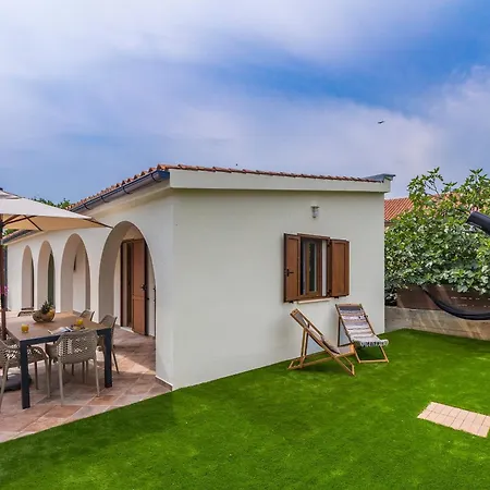 House Summer Breeze Pinezići